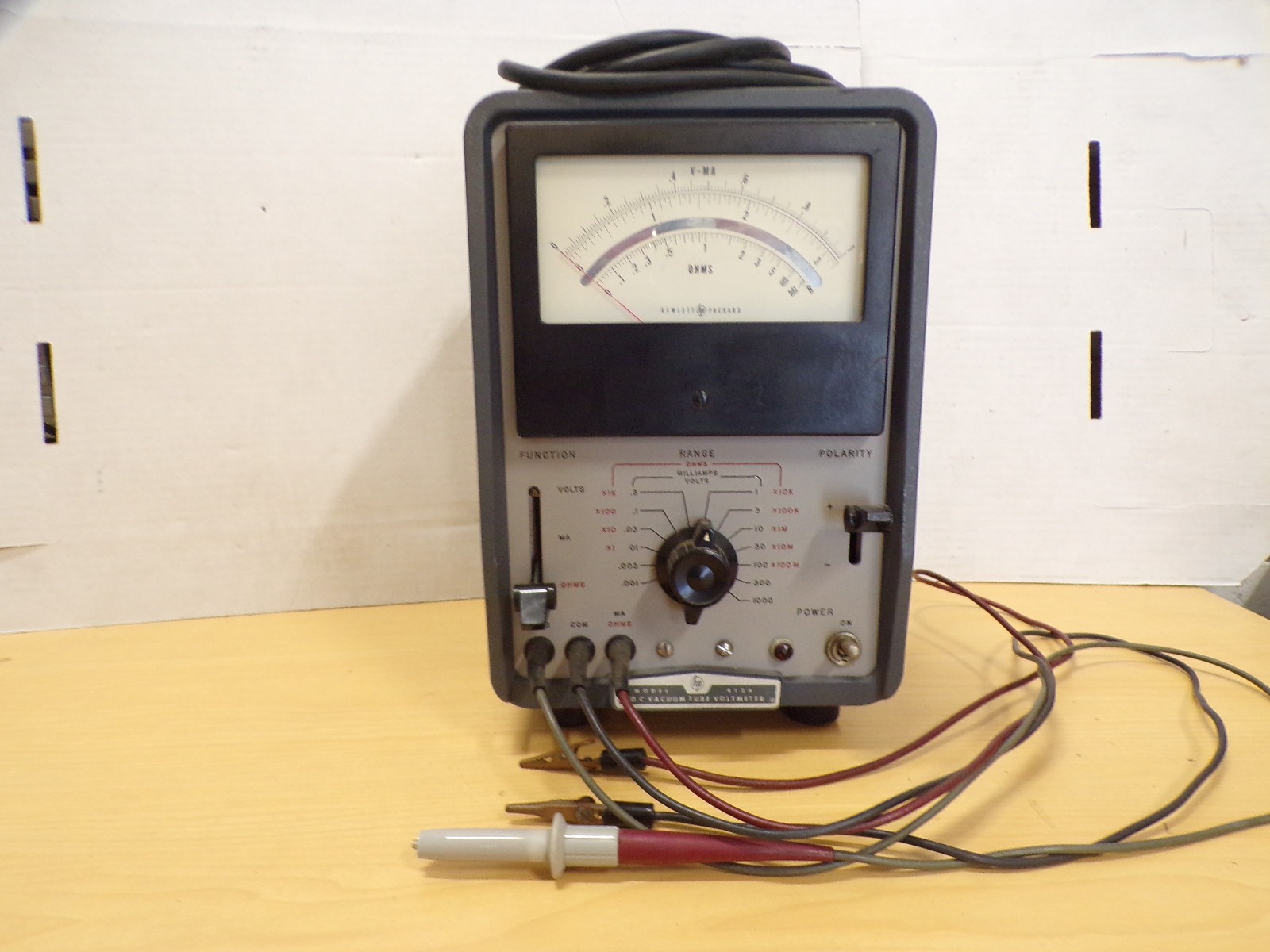HP Model 412A DC Vacuum Tube Voltmeter