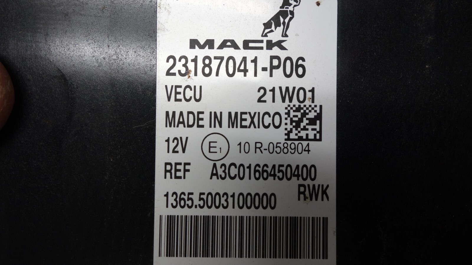 Volvo ECM Control Unit for Mack 23187041 - po6