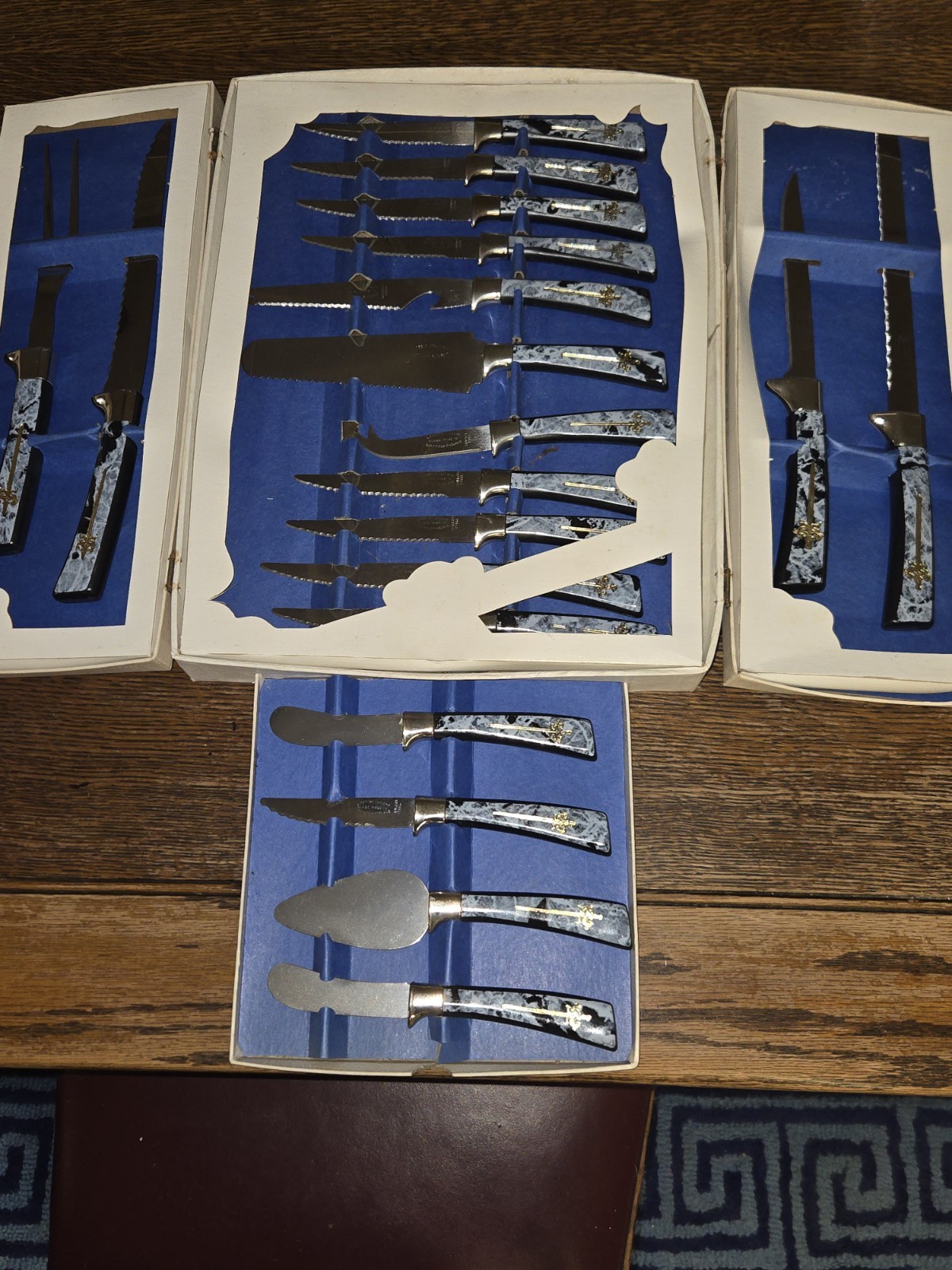 Sheffield English Blades Regent 19 Piece Golden Prestige Treasure Chest