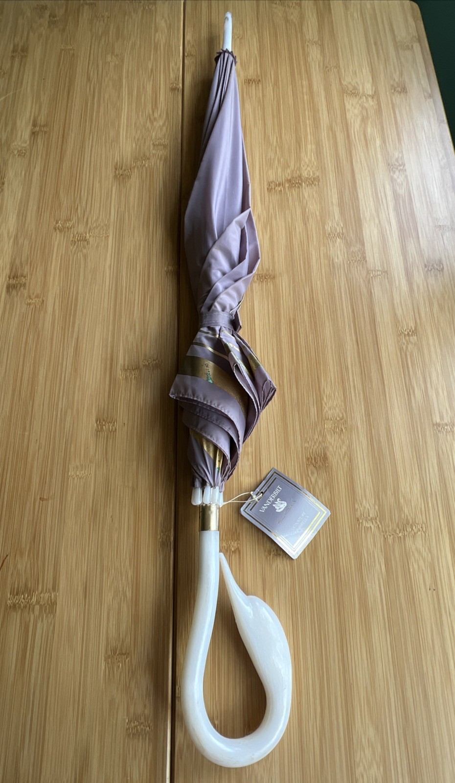 Gloria Vanderbilt Signature Umbrella Purple Gold, Swan Handle