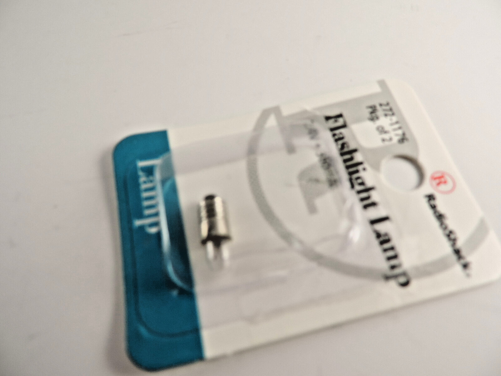RadioShack Flashlight Bulb 272-1176 Flashlights Using 2.4V Batteries Single Bulb