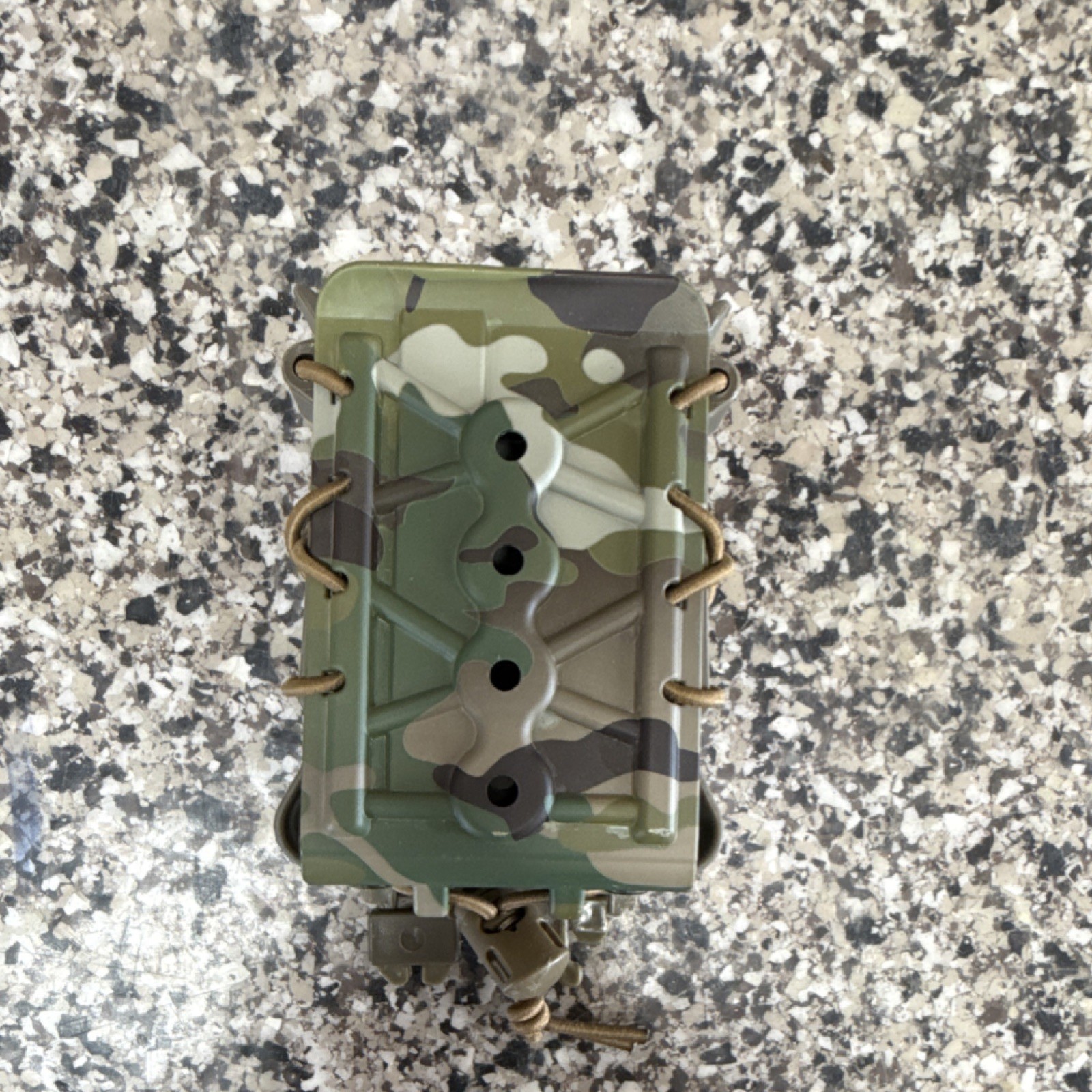 Camouflage MOLLE Tactical Plastic Pouch Hook & Loop Closure Paracord Strap