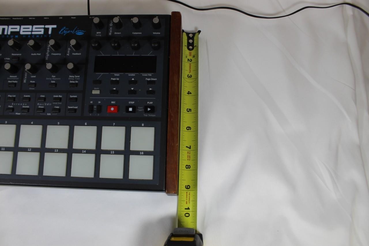 Sequential Dave Smith Instruments Tempest Analog Drum Machine, Roger Linn Design