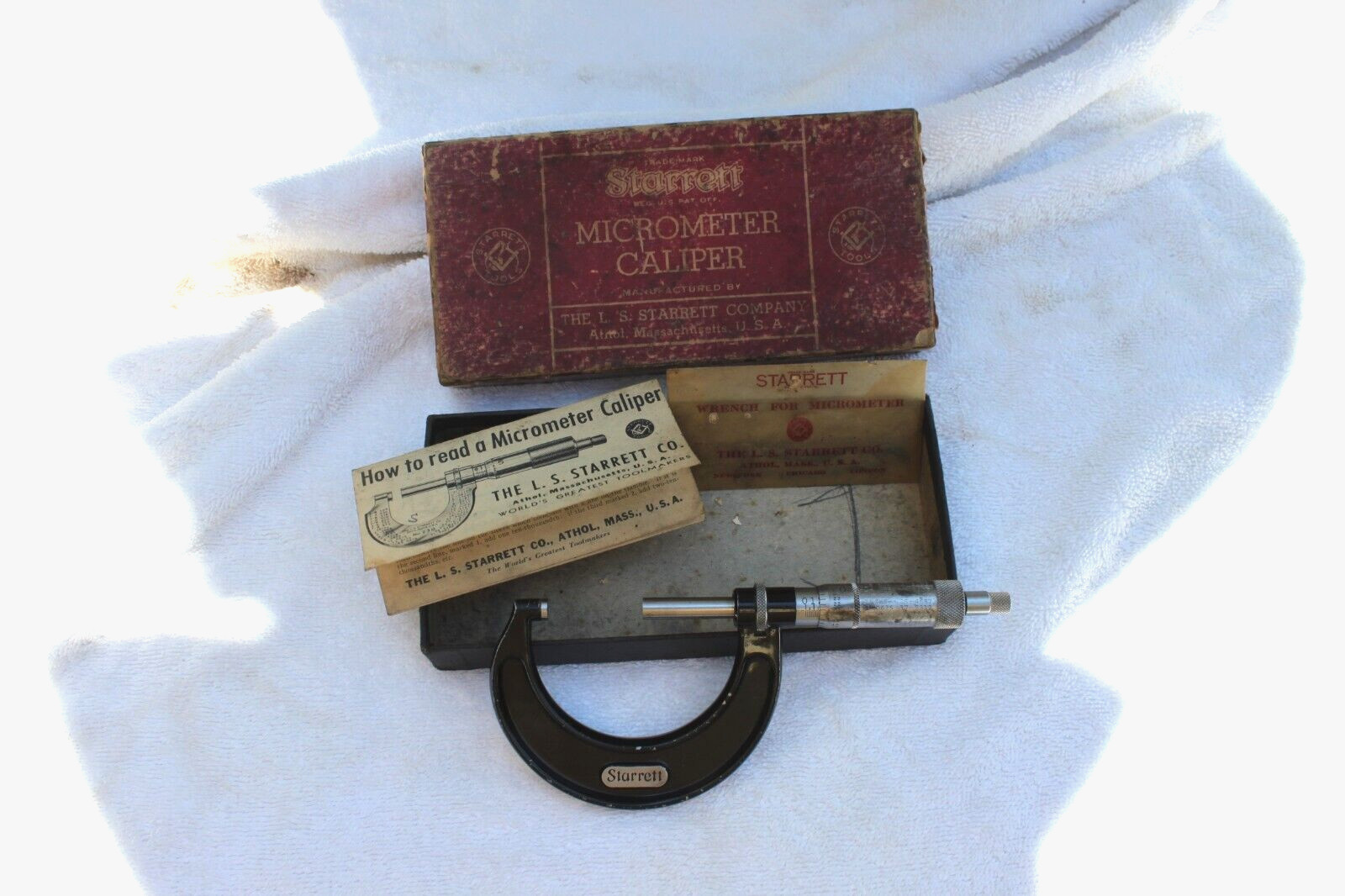 Starrett 1" to 2" Micrometer Caliper Thimble Lock No 436 Machinist Manual Box+