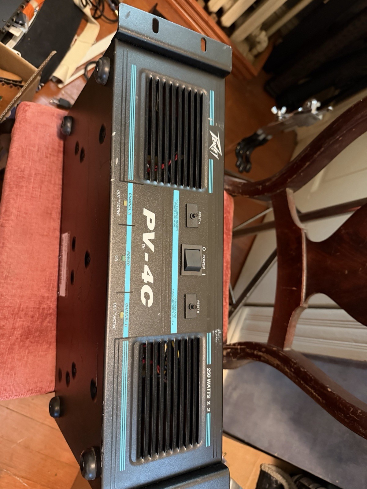 Peavey  Pv-4c Power Amplifier