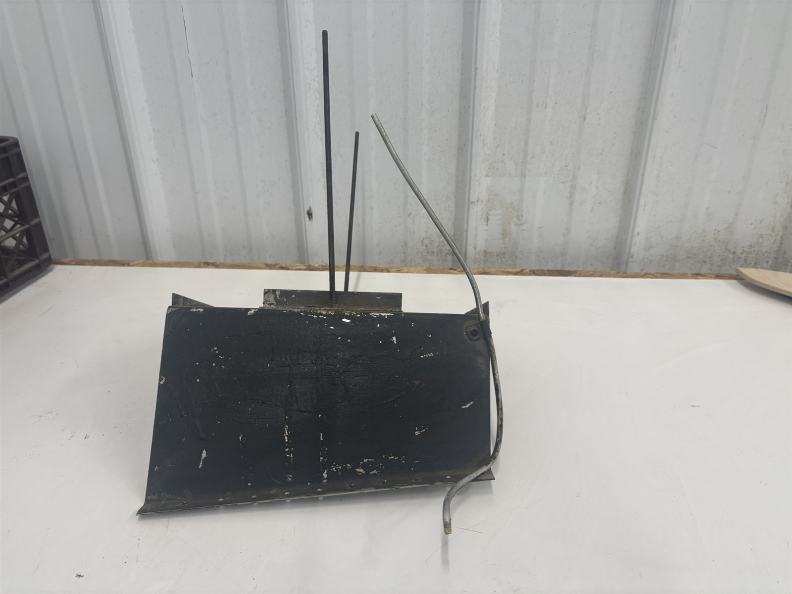Luscombe Model 8 Battery Box Platform Mount Base Bracket 581084
