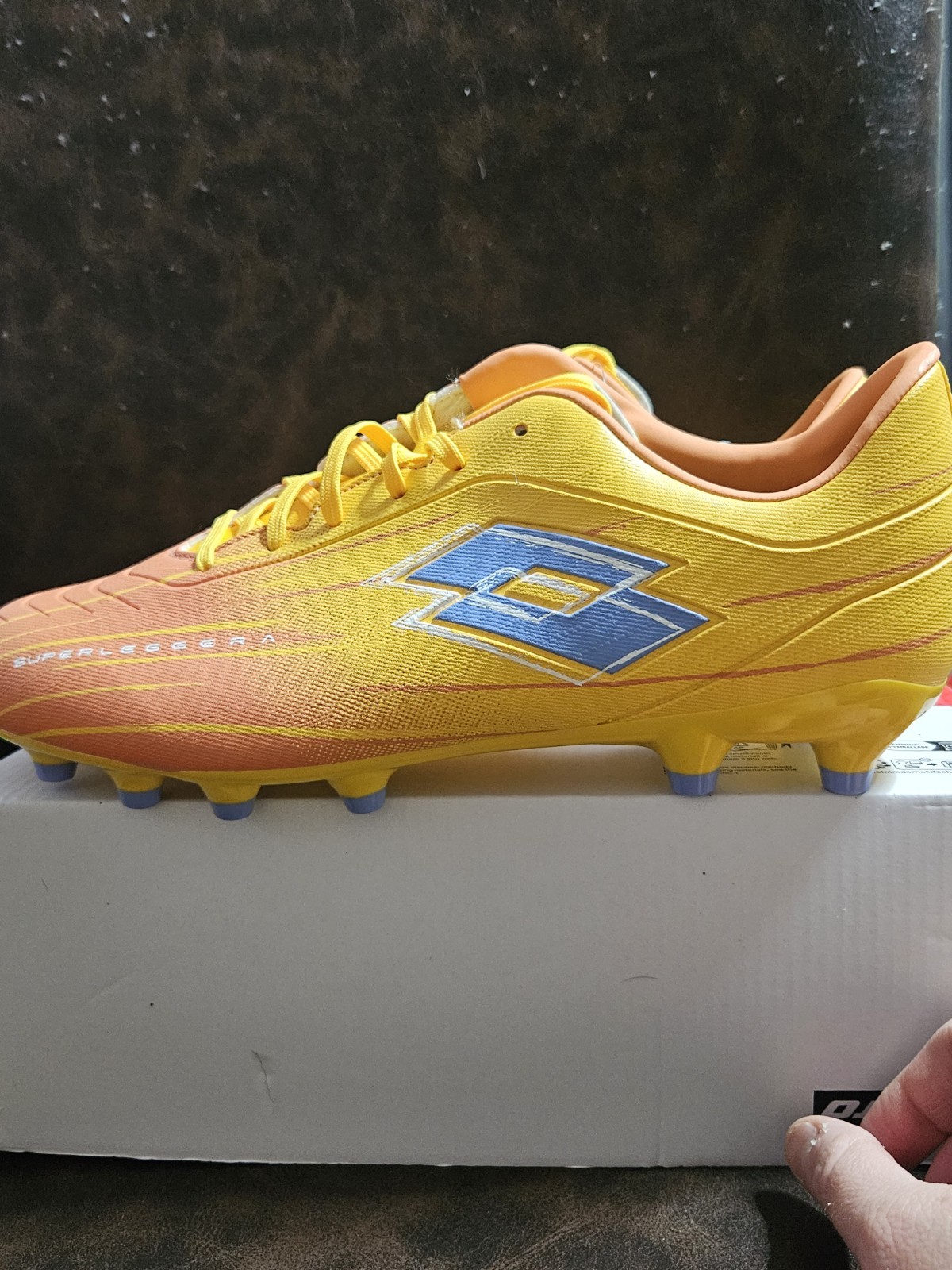 LOTTO Men’s SOLISTA 700 IX FG SOCCER Cleats Sz. 8.5 NEW YELLOW 221357-CX3