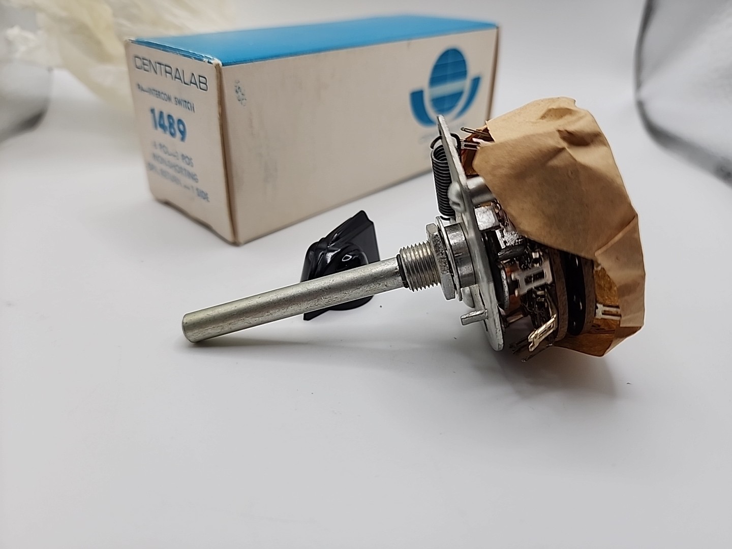Centralab 1489 6 POL 3 POS NON SHORTING SPR RETURN Intercom Switch NOS