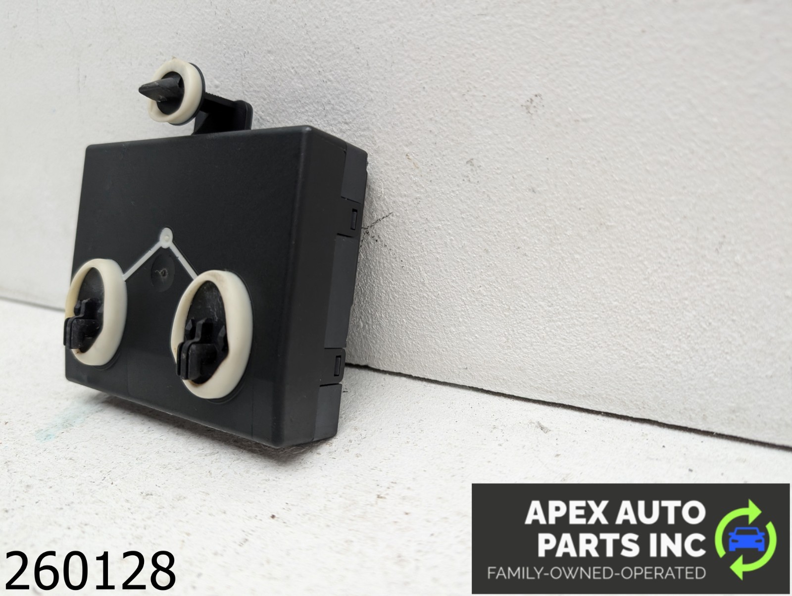 OEM 2008 Audi Q7 3.6L FRONT DOOR CONTROL MODULE