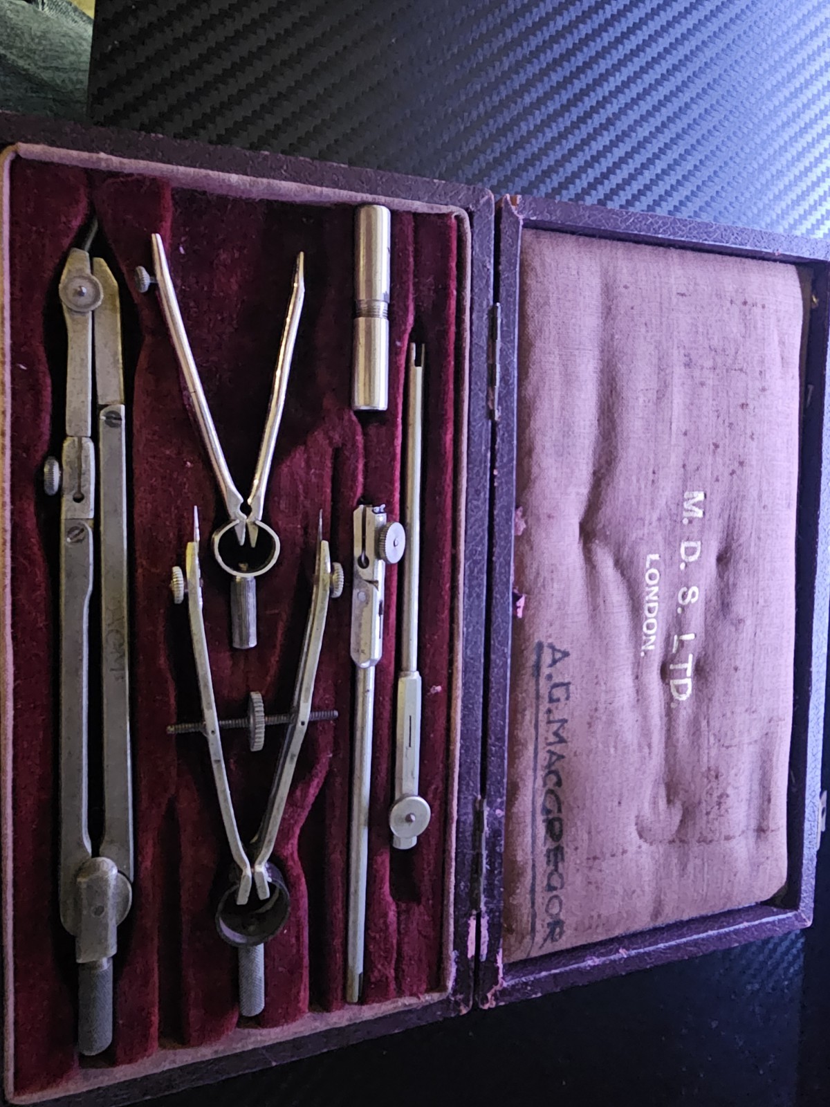vintage M.D.S. Ltd London technical drafting instrument set
