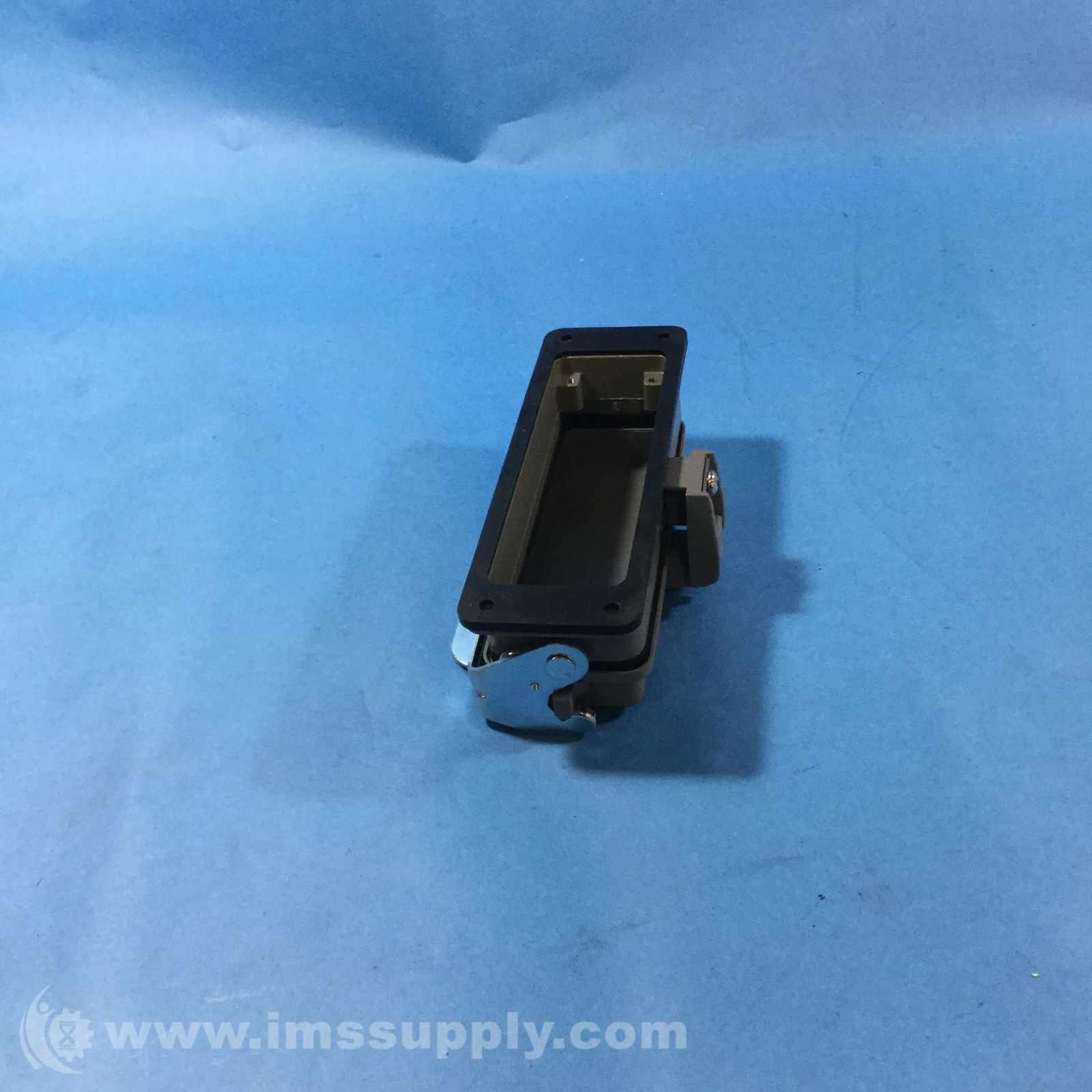 Harting 09-30-024-0304 Bulkhead Housing USIP