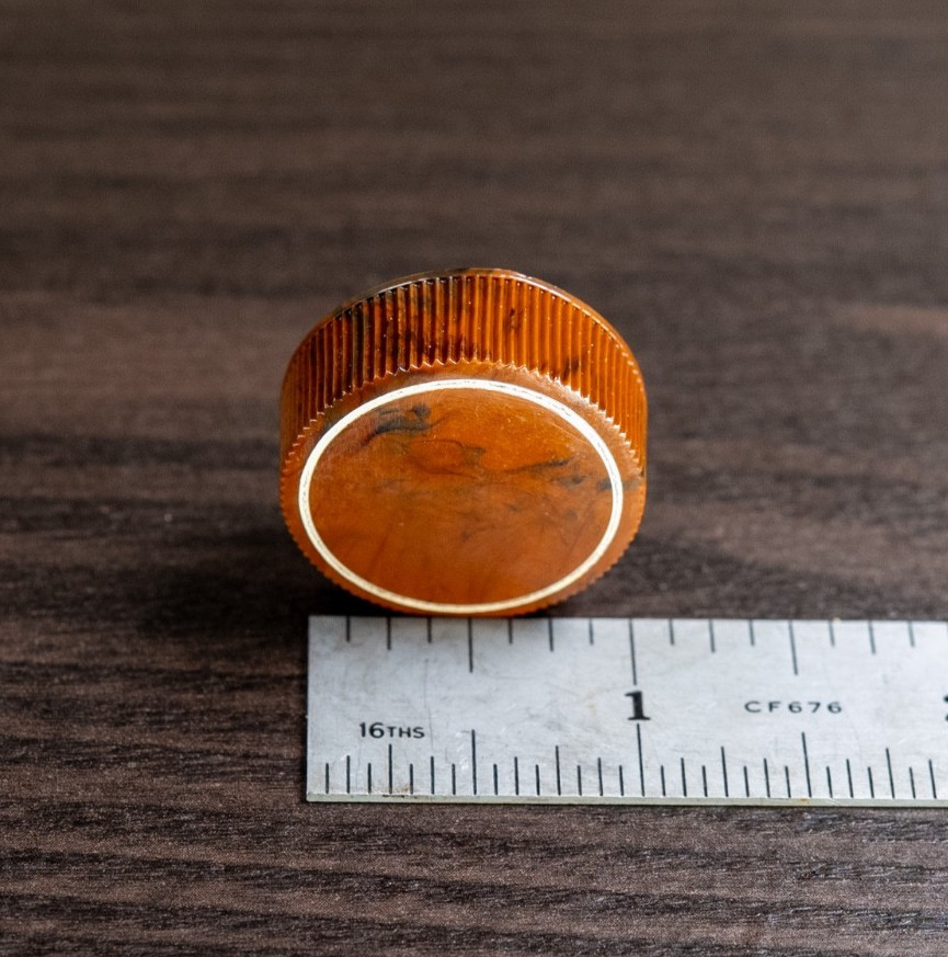 Vintage Tube Radio Knob Mid Century 1940s-50s Plastic 1pc 1/4" D Shaft