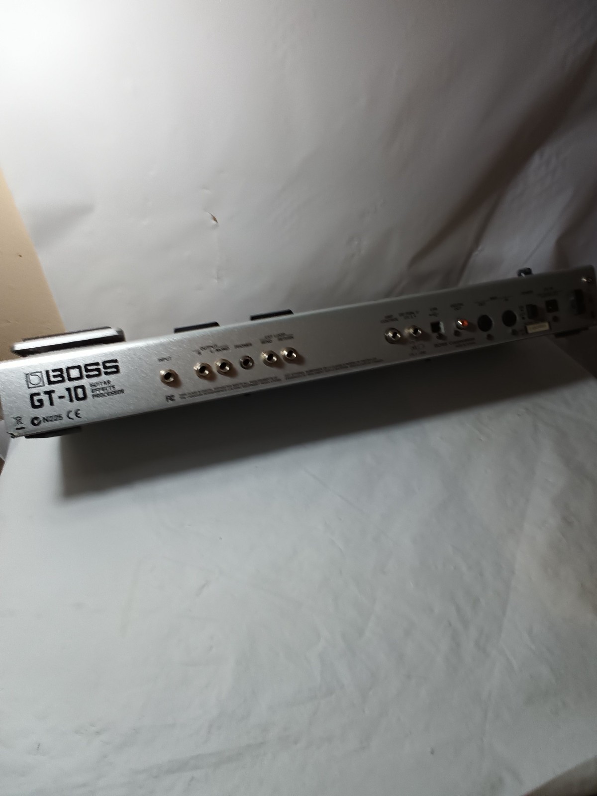 Boss GT-10 Multi-Effects Floorboard Processor With Manual