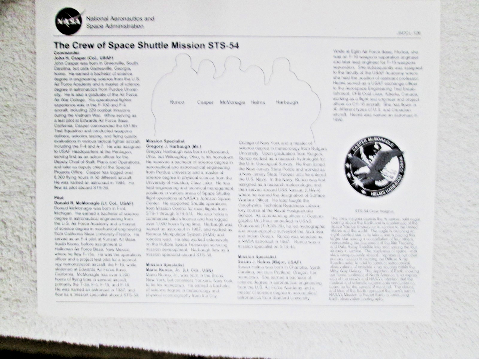 NASA SPACE SHUTTLE MISSION STS-54 CREW ASTRONAUTS PHOTO SIGNED AUTOPEN