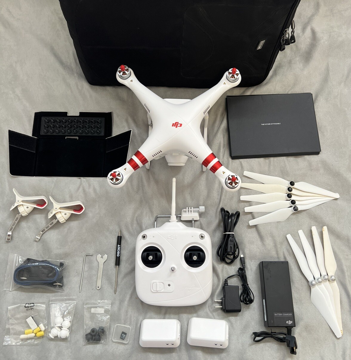 DJI Phantom 2 Vision PV330 1080p Camera Drone Transmitter EUC + Extra No Battery
