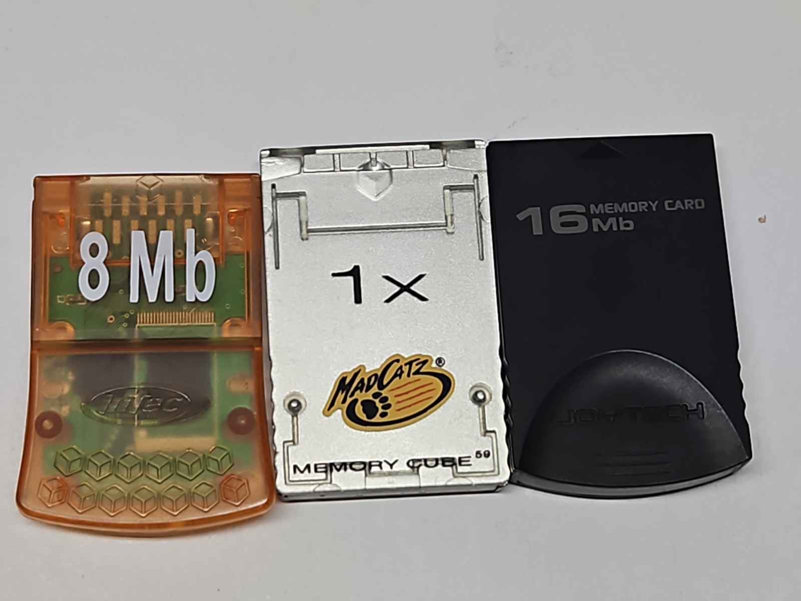 (3) - Gamecube Memory Cards Madcatz 59 Blocks, Intec 8Mb, Joytech 16 Mb Tested