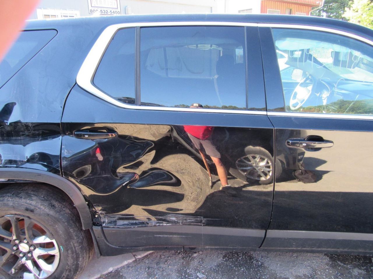 TRAVERSE 2019 Glove Box 1076809