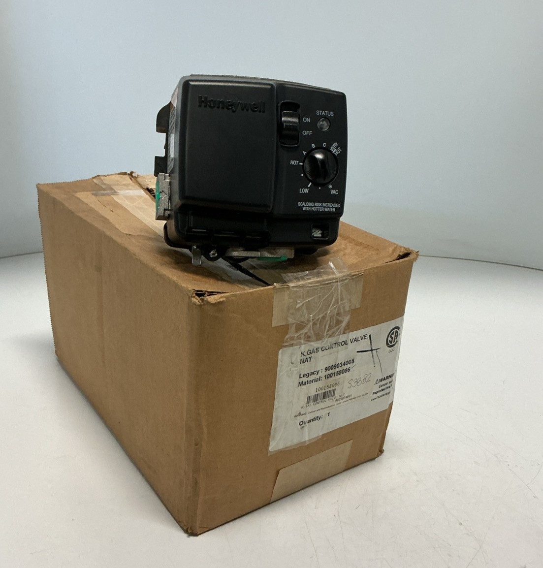 NEW, LOCHINVAR, 100158086, K, NAT. GAS CONTROL, VALVE, 4.0” WC. (22L-3)