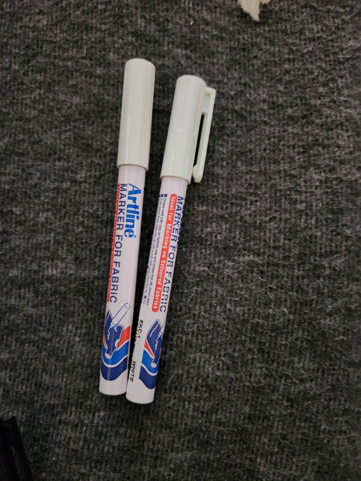 Artline White Permanent Fabric Markers pen for clothing (2 Markers)