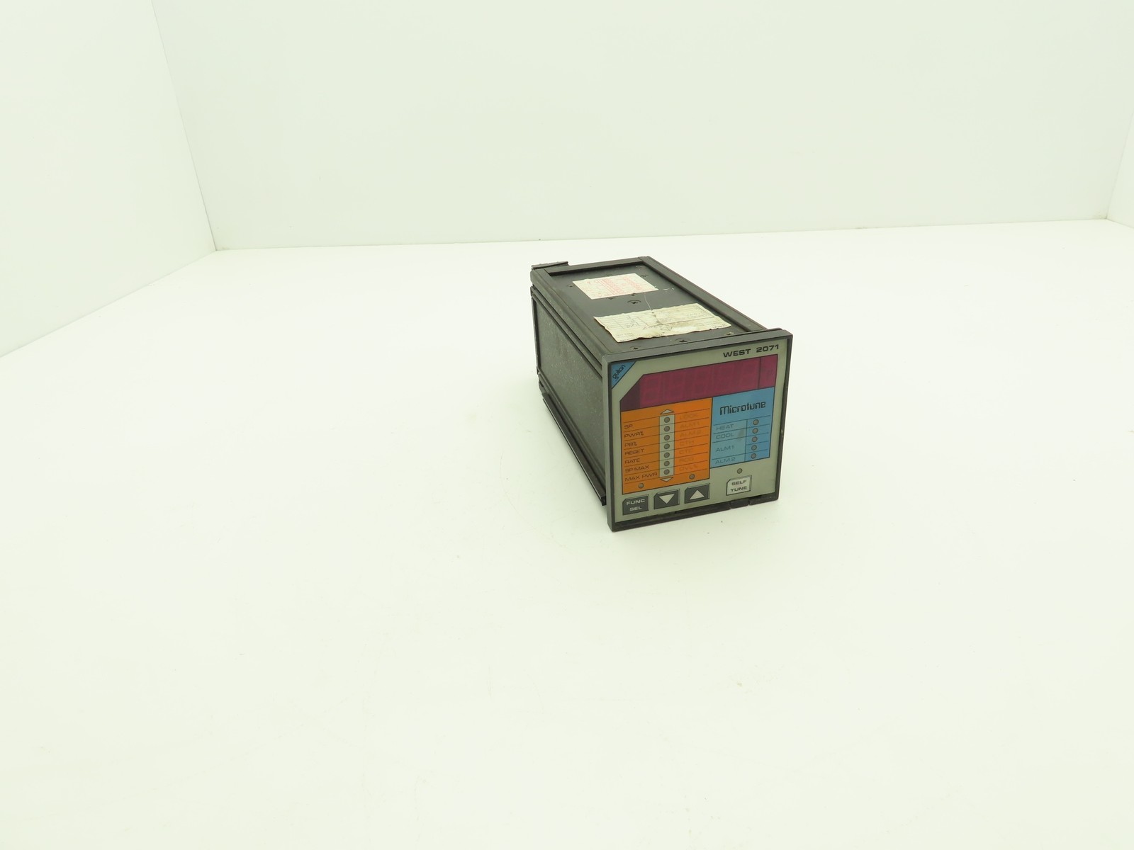 Gulton West 2071 Microtune Temperature Controller