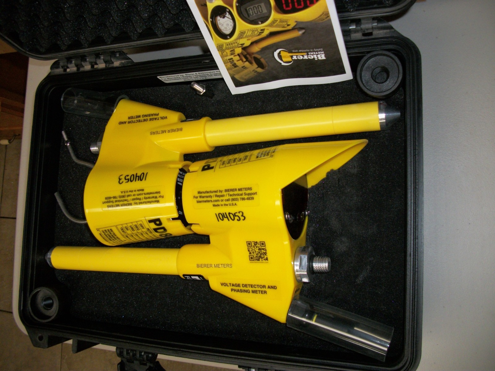 UNUSED  BIERER METERS PD800W VOLTAGE DETECTOR AND PHASING TESTER 60 HZ