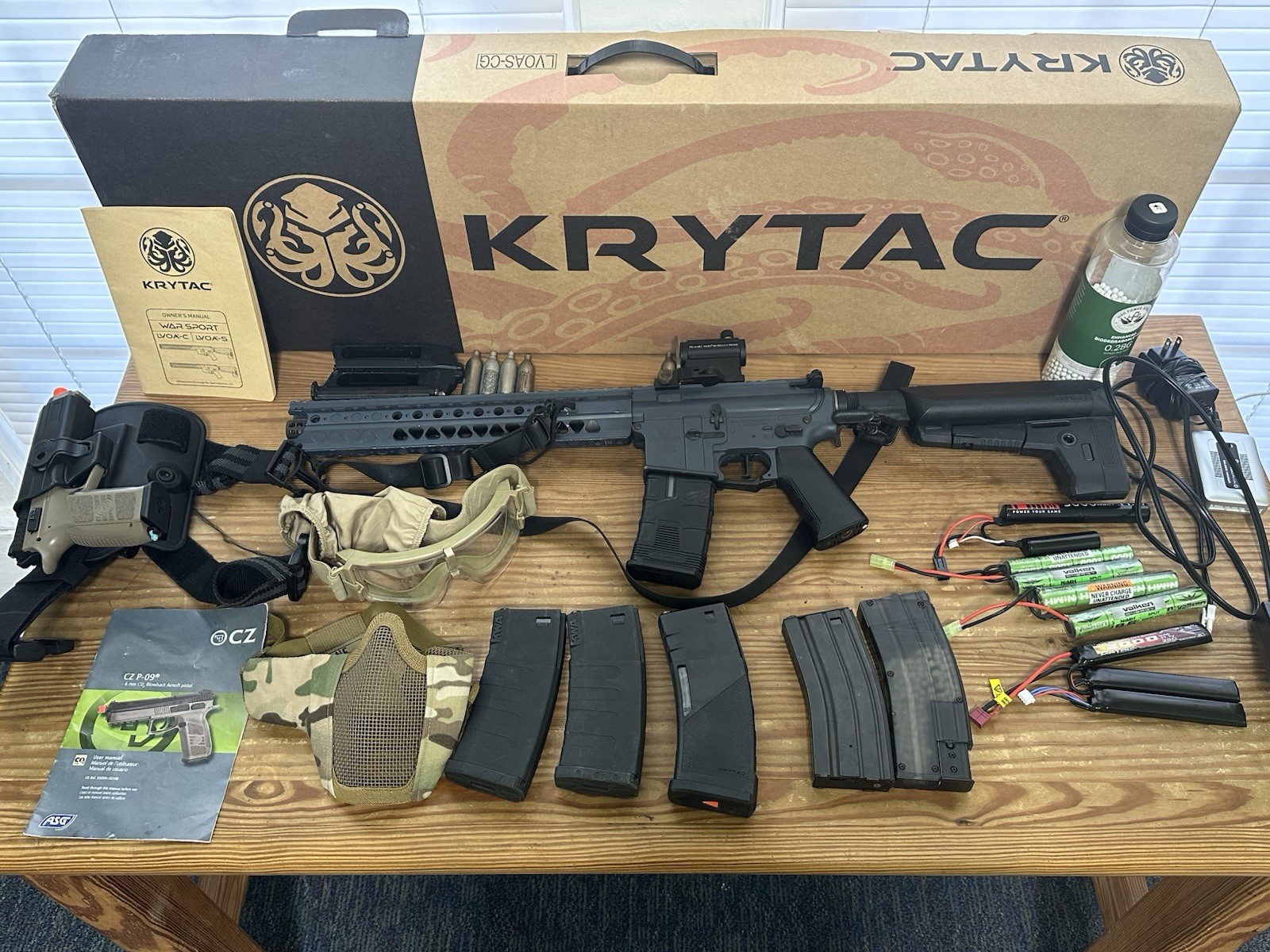 Airsoft Gear, Kryatc Lova War sport S And Cz-po9 Pistol With a Vest