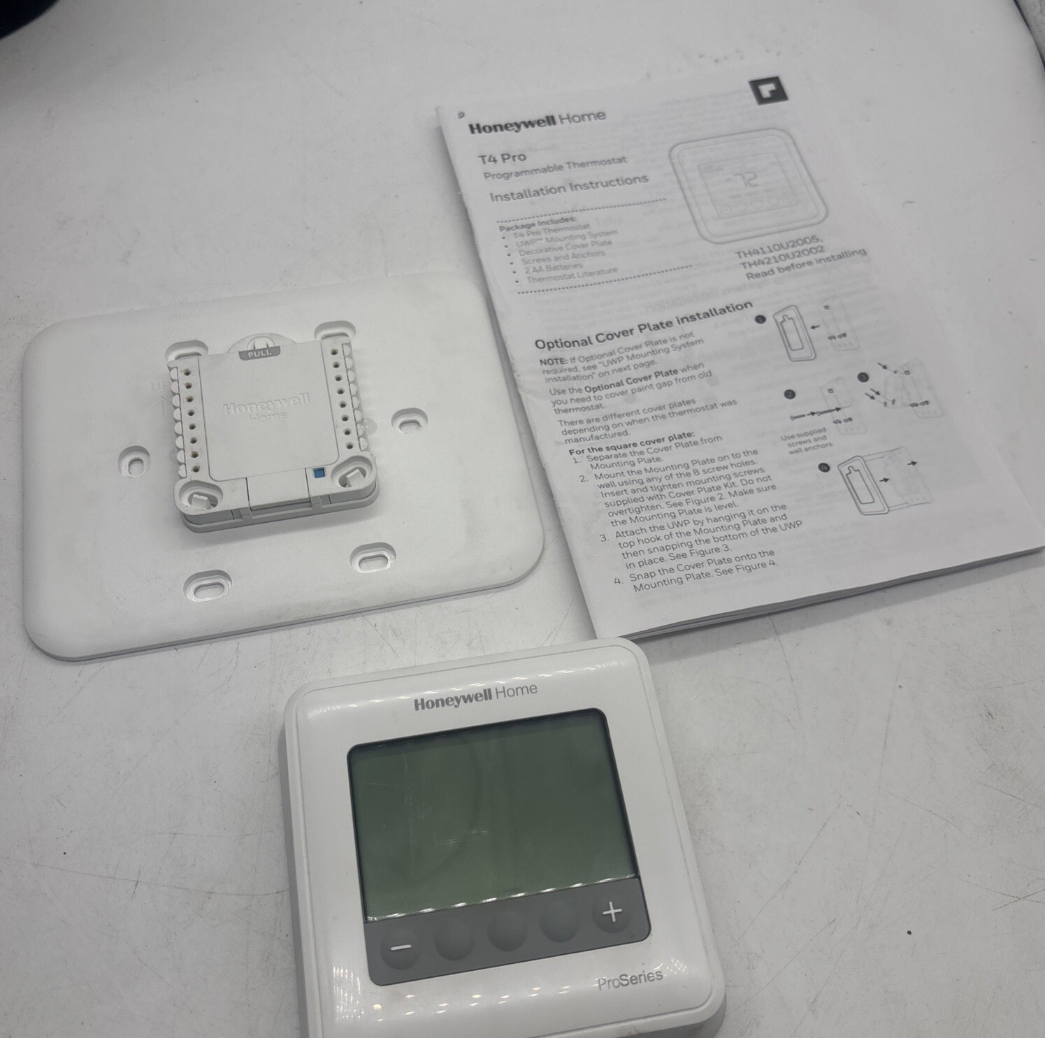 Honeywell T4 Pro Series Programmable Thermostat - TH4110U2005 White & Manual