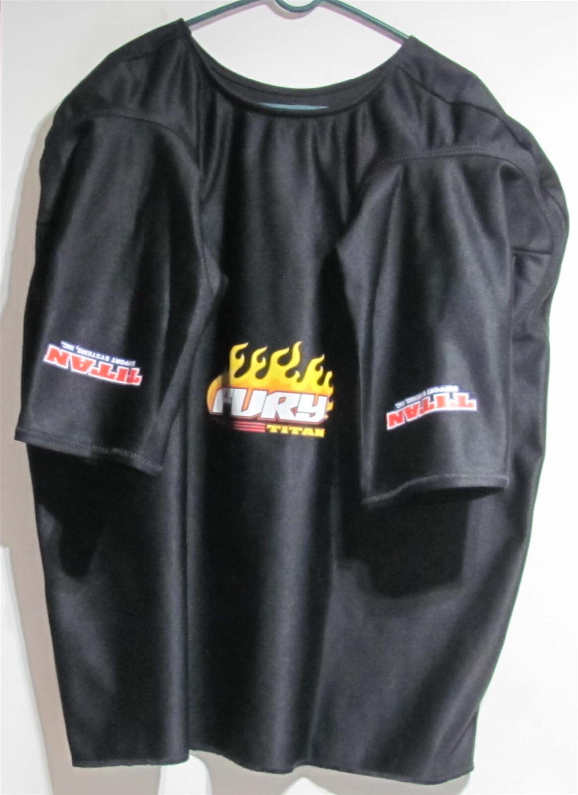 Titan Fury Bench Shirt Size 62 Black (Only Used Once!)