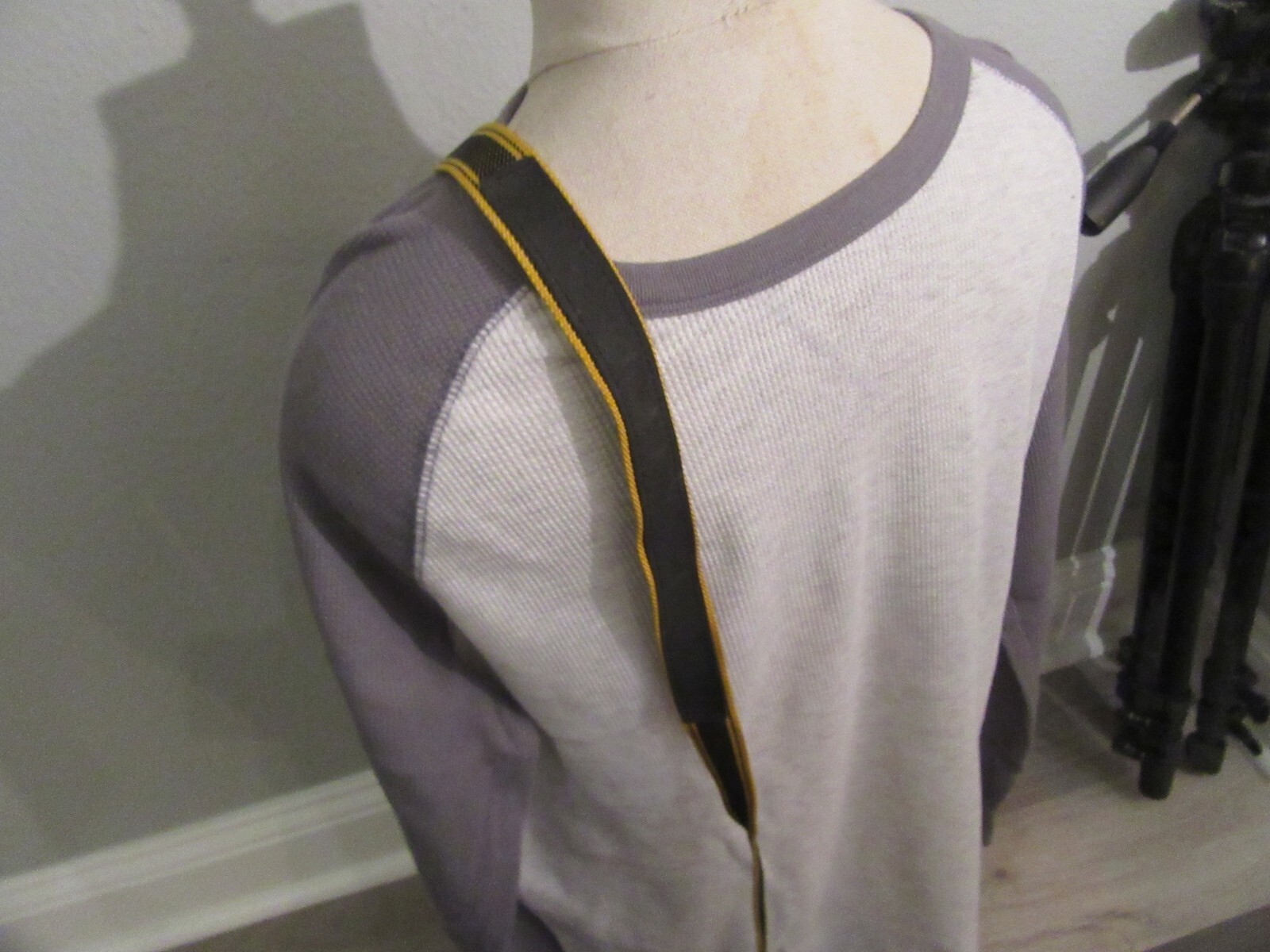 Nice Used Non-Hippie Nikon Camera Strap Looks Nice Good Condition