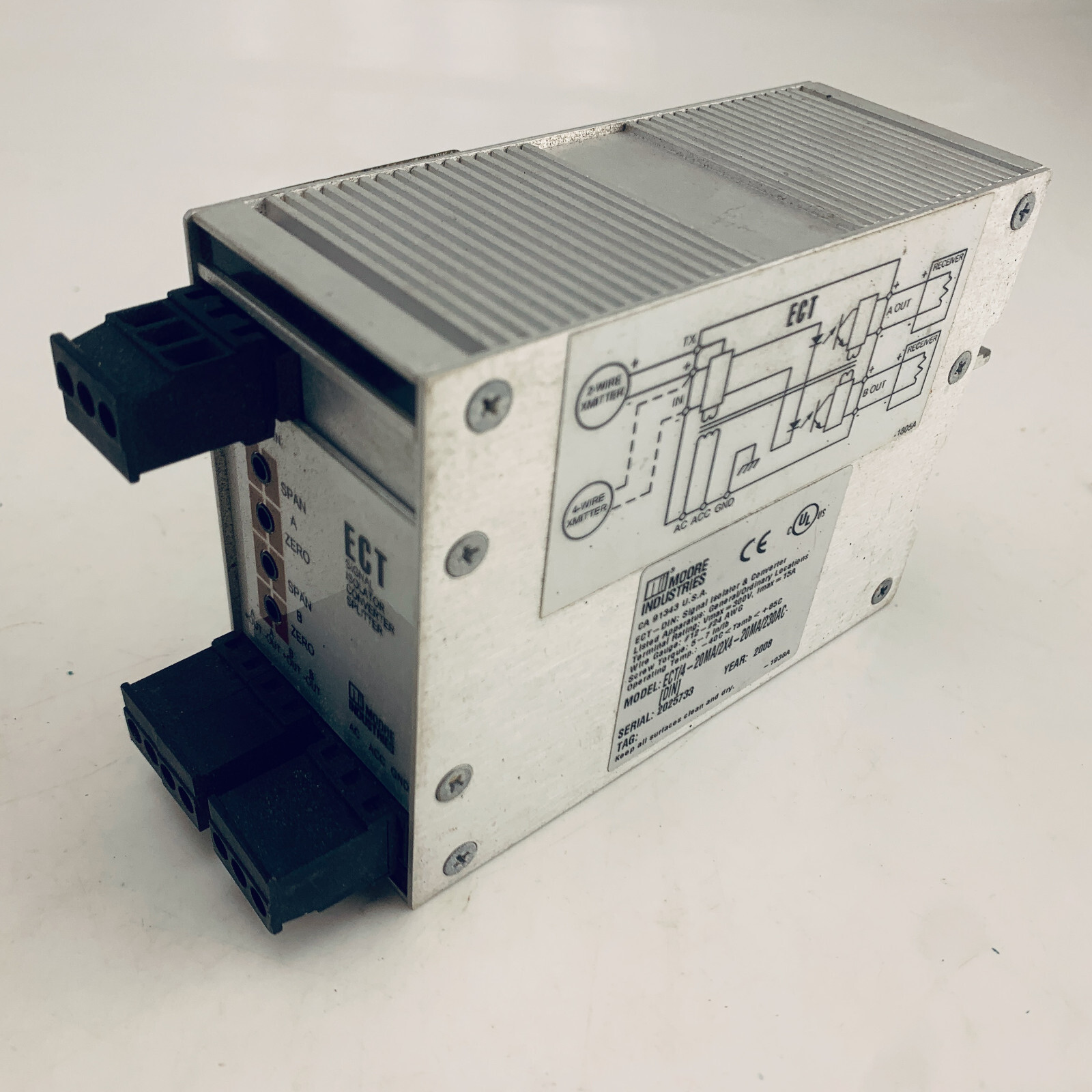 MOORE INDUSTRIES ECT/4-20MA/2x4-20MA/230AC Signal Isolator and Converter 4-20mA