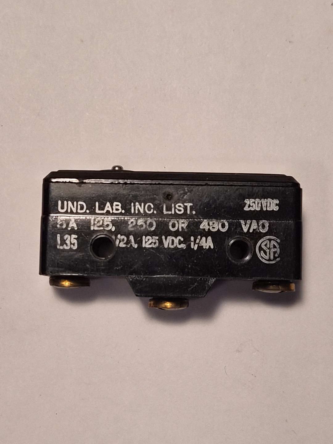 Micro Switch Snap Action Pin Plunger Limit Switch BZ-2R244-A2, 5A/125V, NOS.