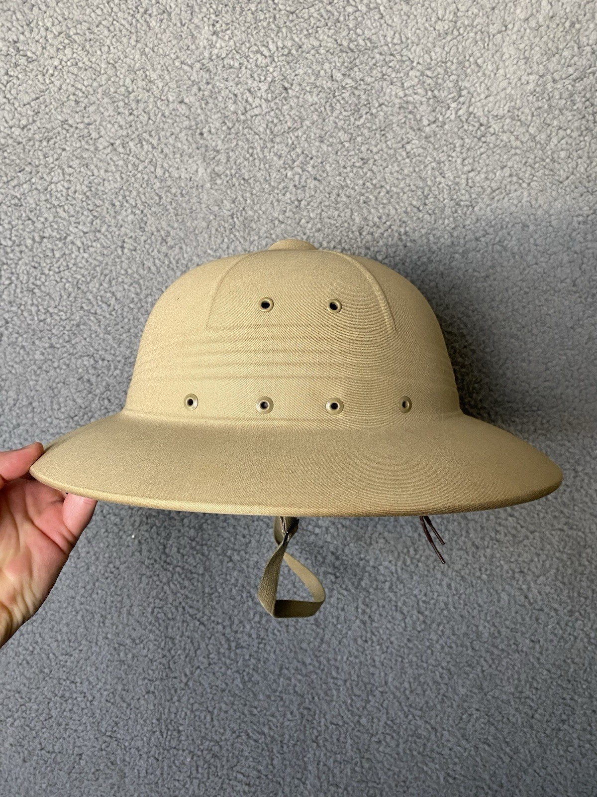 Vtg Military Pith Safari Sun Helmet DSA 100-2102 8415-161-4773 Beige Chinstrap