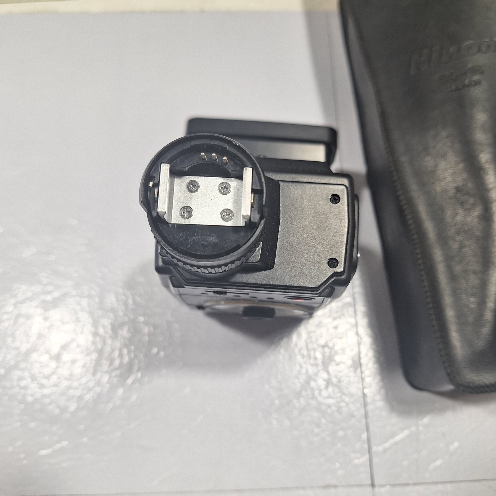 Nikon SB-16 Speedlight Hot Shoe Flash
