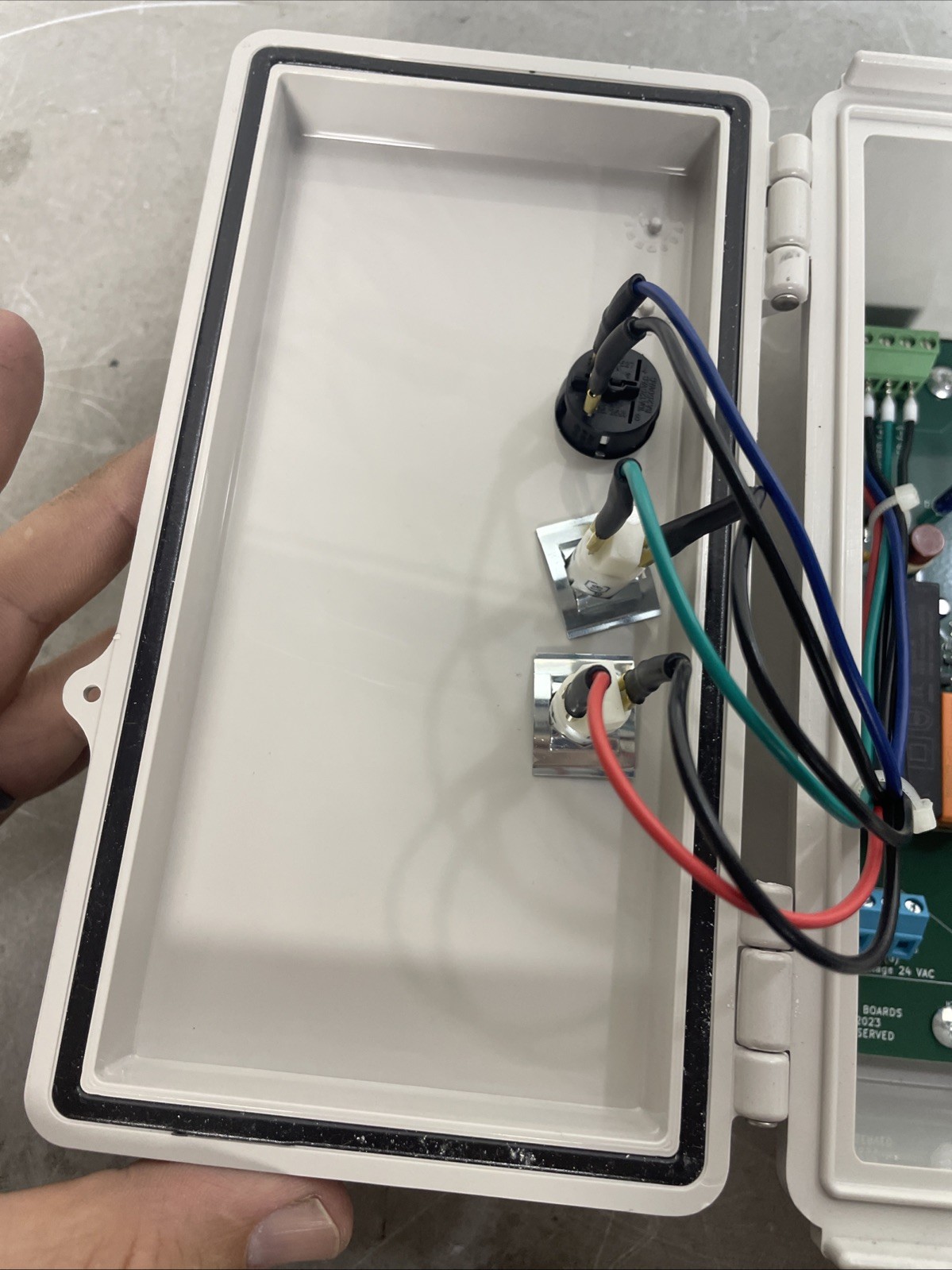 Cooney Smart Coil Replacement Enclosure Box Freeze Alert Device w Interior Board
