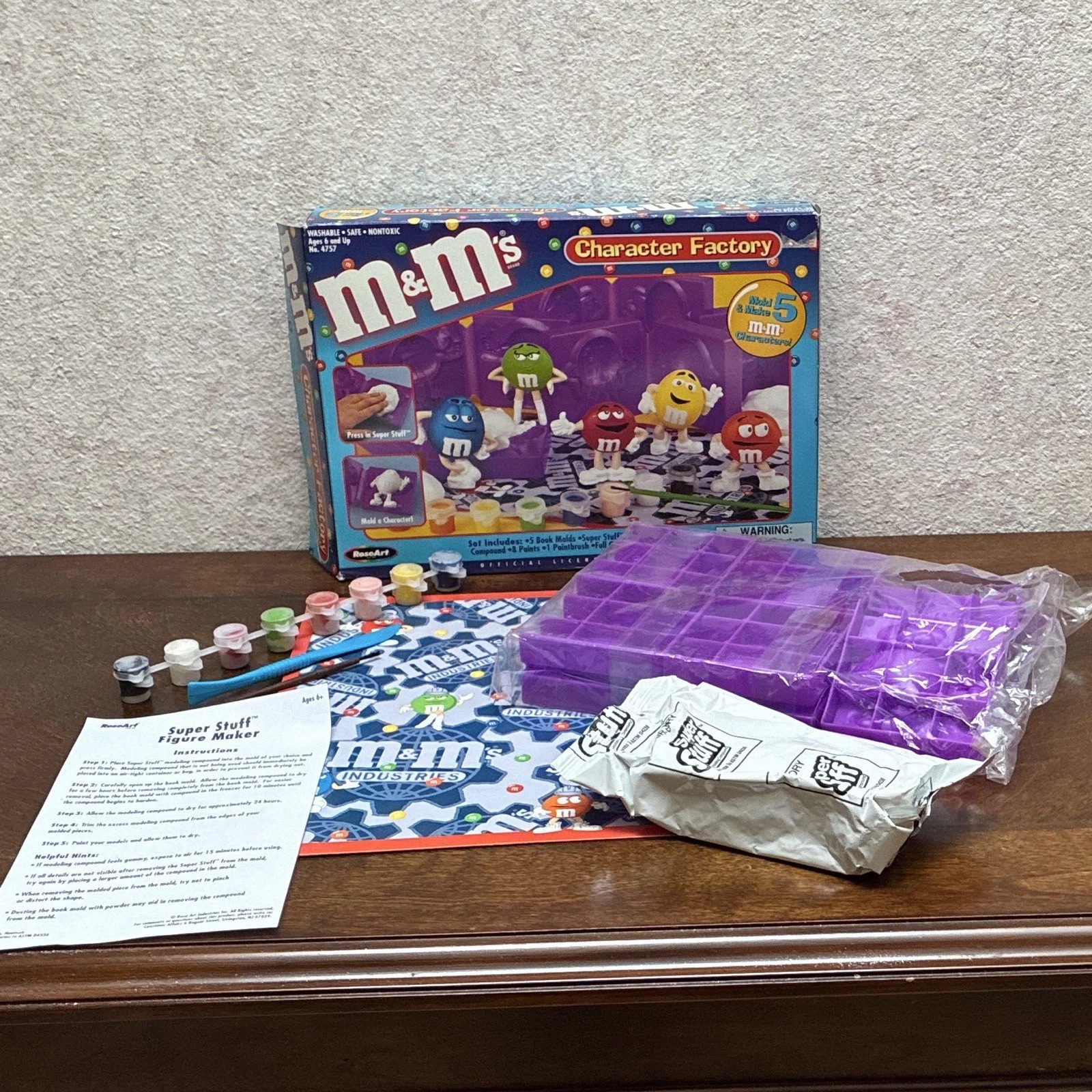 M&M's Character Factory Mold & Make 5 Characters Set Purple Trays Candy & Nuts