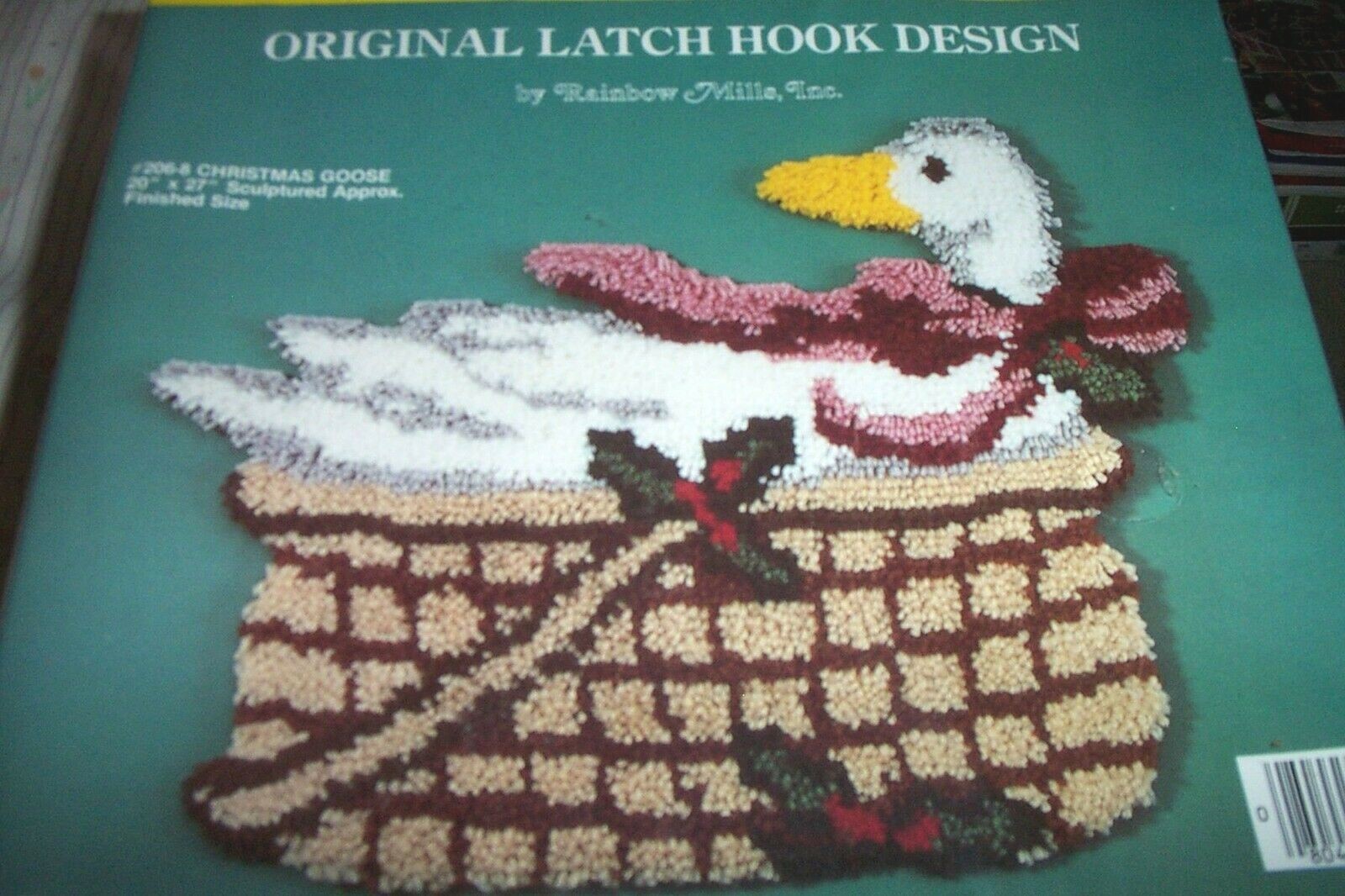 RAINBOW MILLS CHRISTMAS GOOSE LATCH HOOK KIT 20" x 27"