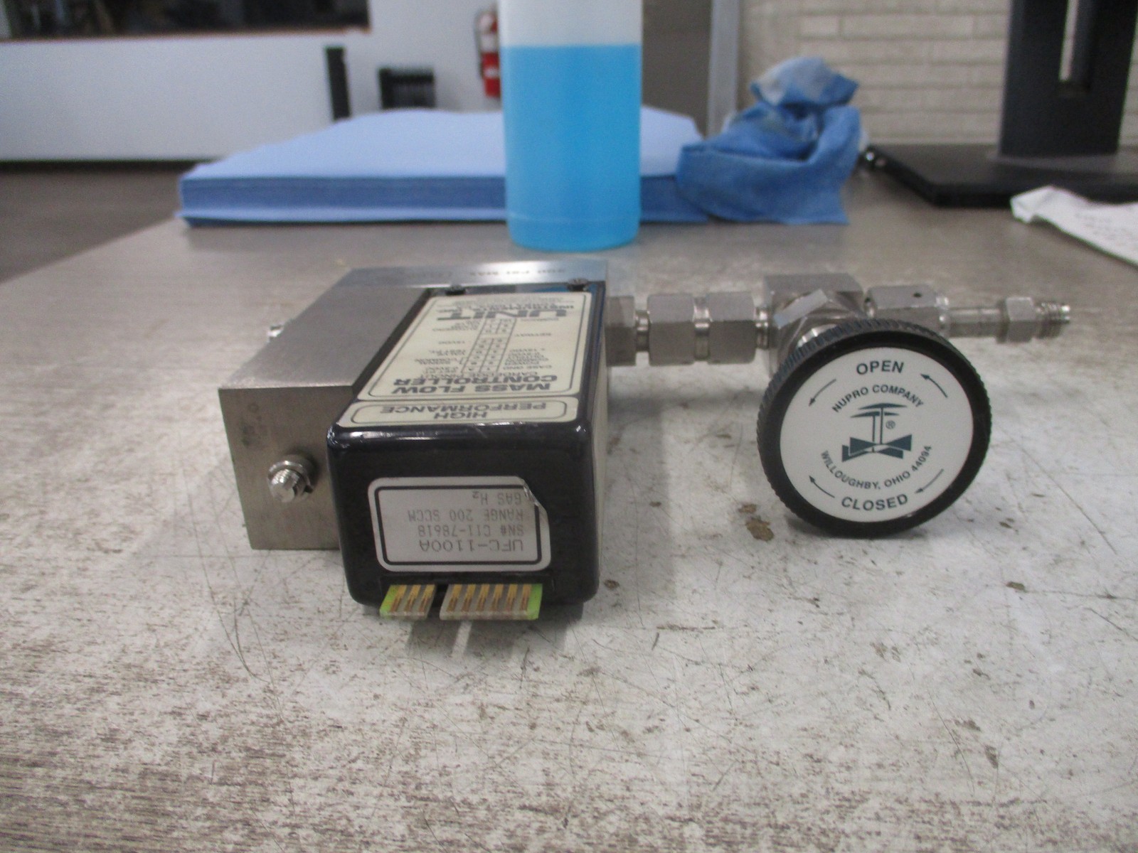 Unit Instruments Mass Flow Controller UFC-1100A Range: 200 SCCM Used