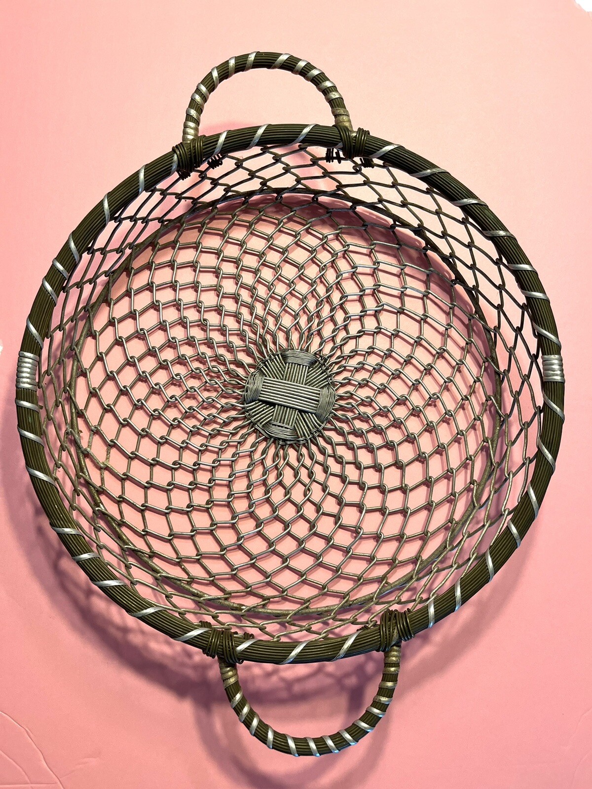 Woven Wire Basket Round Silvertone Kitchen Farmhouse Cabin Industrial Minimal
