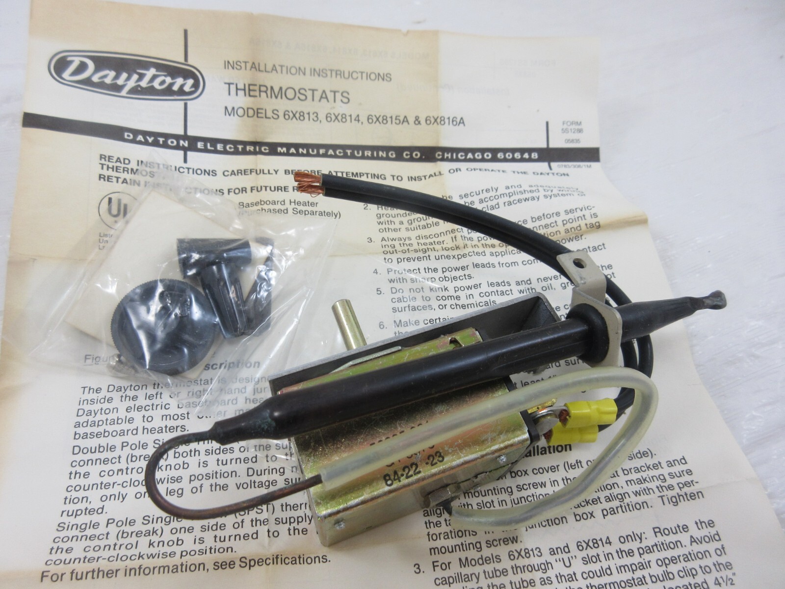 DAYTON 6X813 LINE VOLTAGE HYDRAULIC BASEBOARD THERMOSTAT 40F - 85F  MAX. AMPS 17