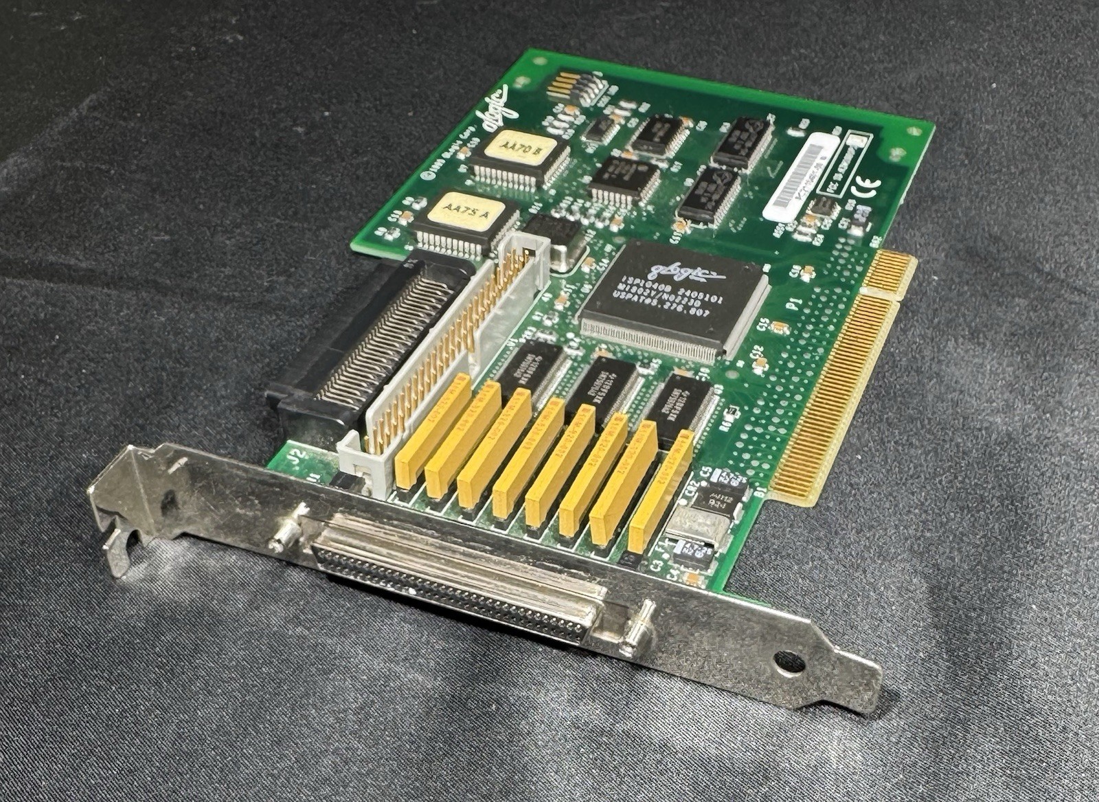 QLogic QLA1041 PCI to Ultra Wide Differential SCSI (LVD/SE) Host Adapter, 64-bit