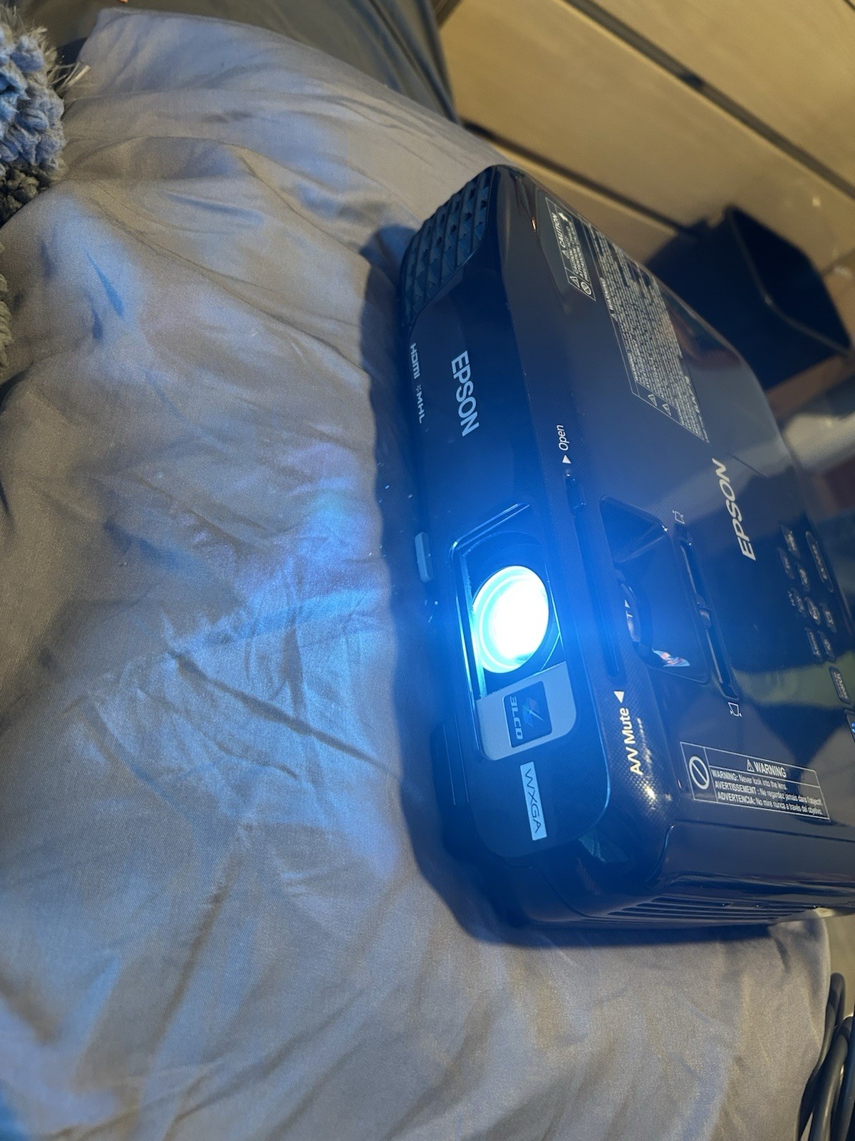 Epson EX7235 Conference Room Pro Projector no remote