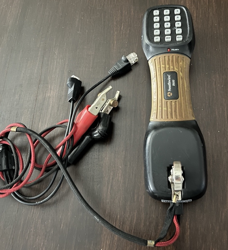 SOUTHWIRE B600 Telephone Test Set,Pulse Dialing Method untested