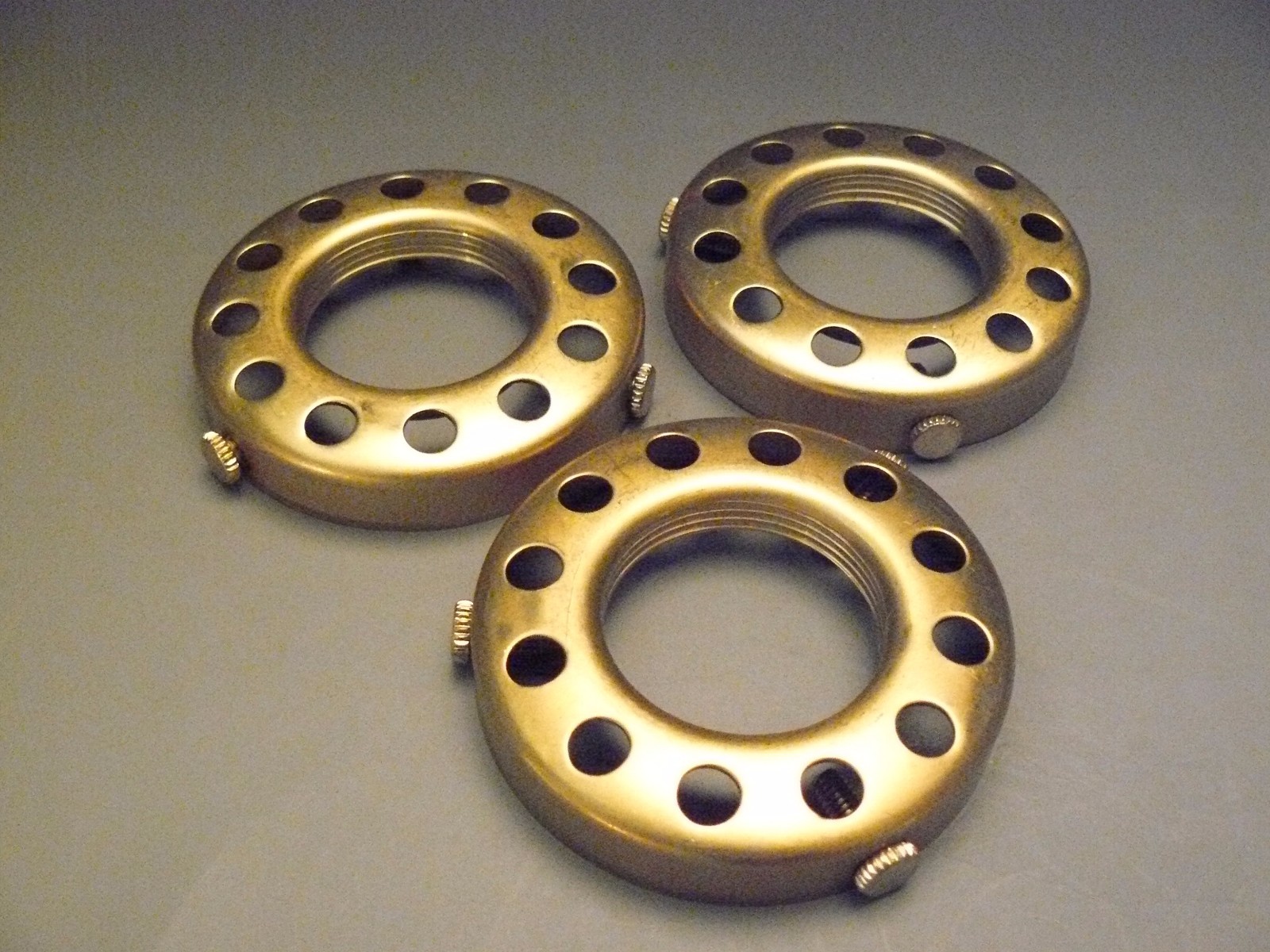 Lot of 3 UNO 2 1/4" Fitter Solid Brass Bridge Lamp Shade Holder Lamp Part (UB1)