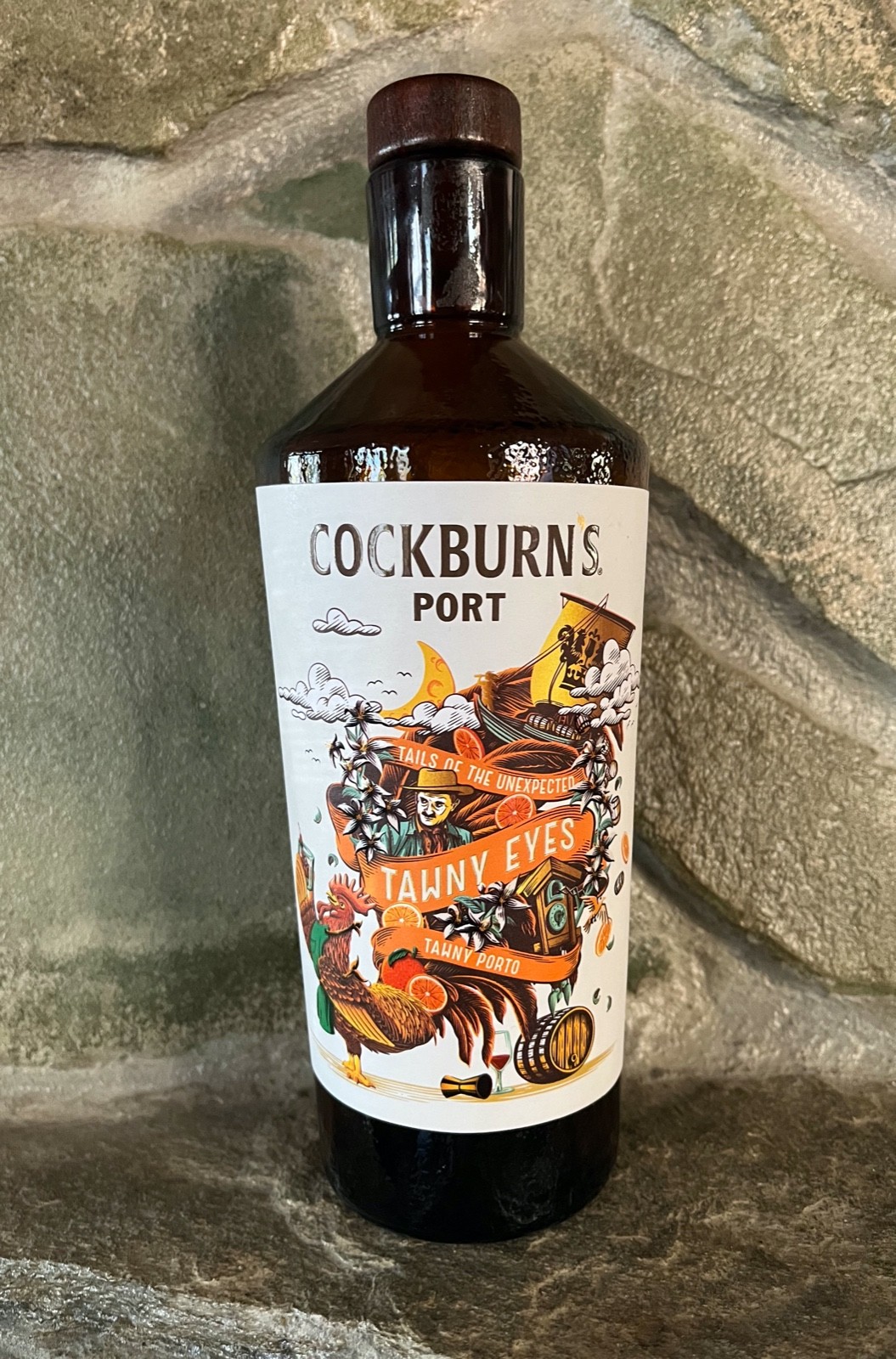 COCKBURN'S PORT PORTUGAL TAWNY EYES PORTO 10" GLASS EMPTY LIQUOR BOTTLE