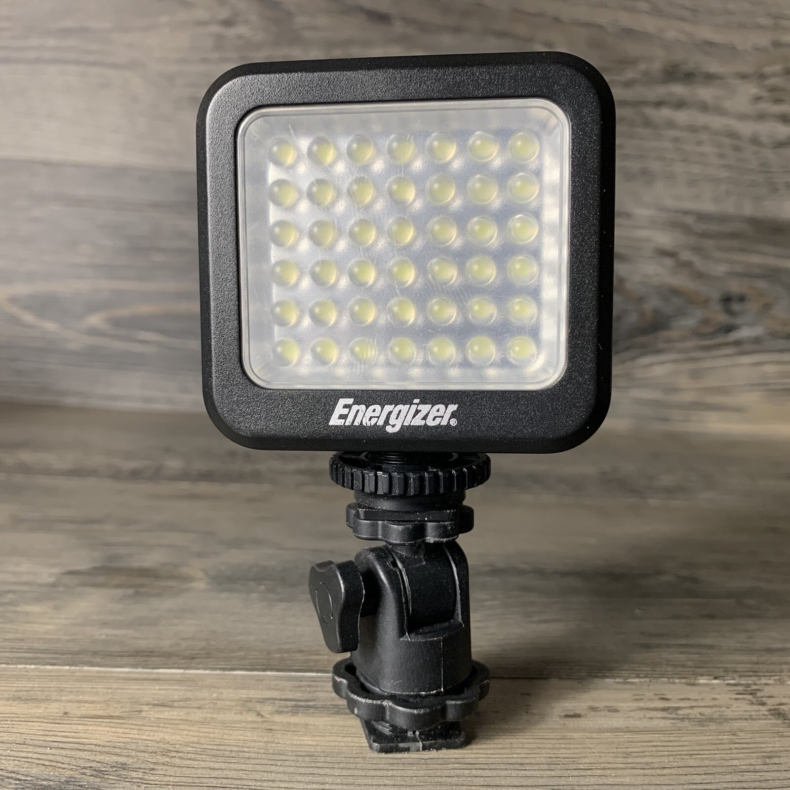 Energizer 42 Bulb LED Compact Digital Camera Video Light for DSLR Cameras