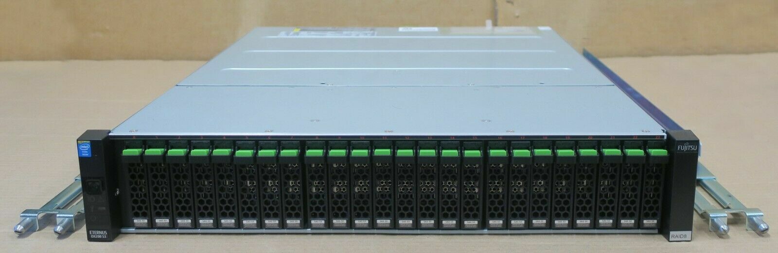 Fujitsu Eternus DX200 S3 Base Array Storage Shelf 24x 900GB HDD No controllers