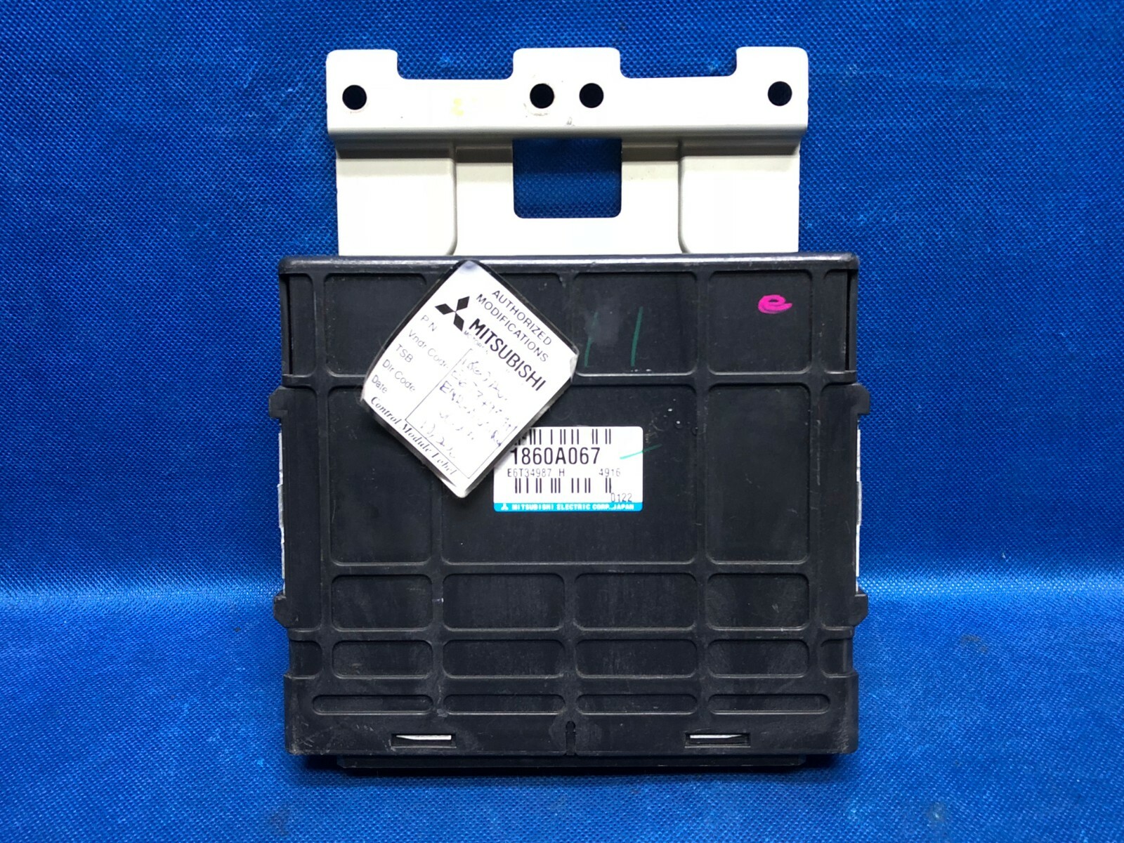 PROGRAMMED PLUG & PLAY MITSUBISHI LANCER 2.0 CONTROL MODULE ECM 1860A067 067