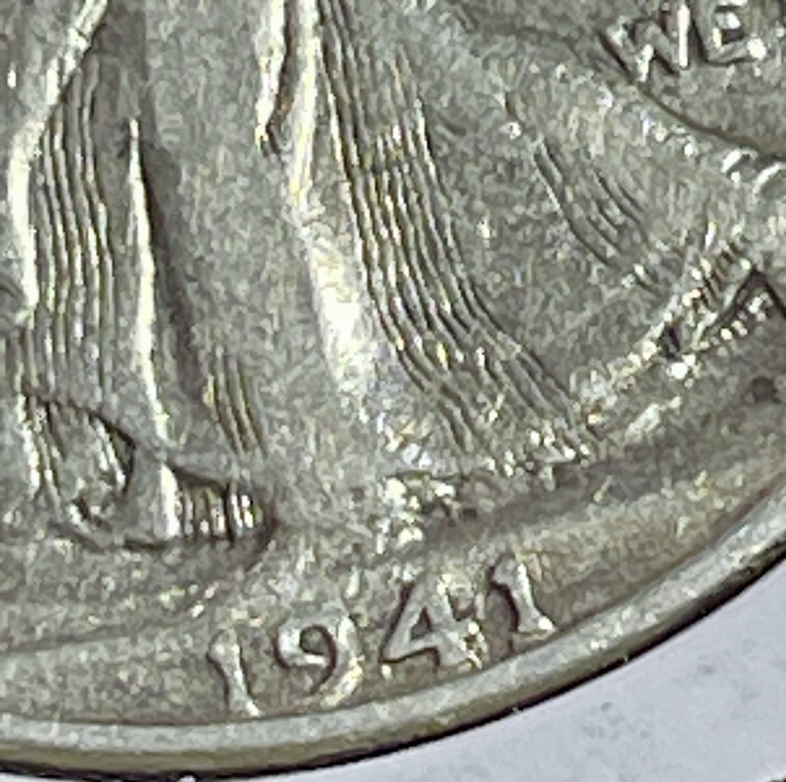 1941 50C Walking Liberty Half Dollar. 90% Silver. #2016￼
