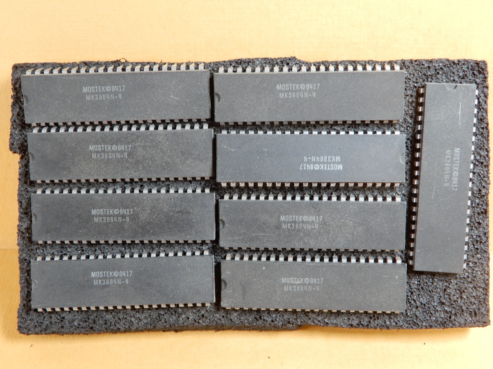 Mostek MK3884N-4 I/O Controller IC's Qty 9 NOS