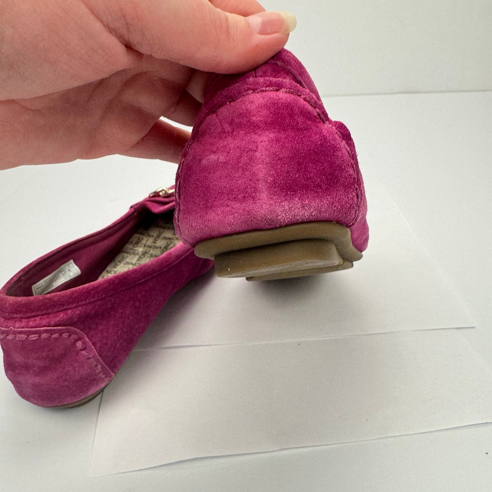 Vionic Pink Suede Leather Chain Loafer Moccasin Flats Sz 6.5 Contoured Support
